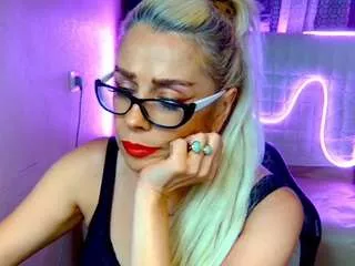 Offline katrinacharm on CamSoda