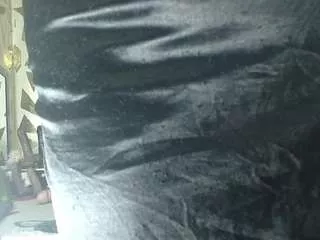 Freechat kazsandrah on CamSoda