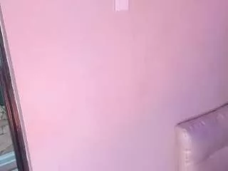 Offline kendraharper on CamSoda