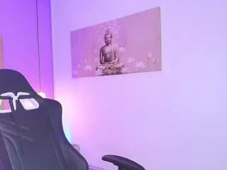 Offline kendraharper on CamSoda