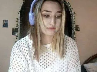 kerrieneloms on CamSoda 