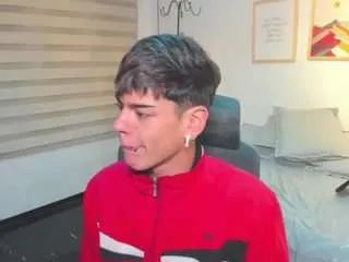 CamSoda kevinmiet is Freechat kevinmiet — kevinmiet Public Chat Channel