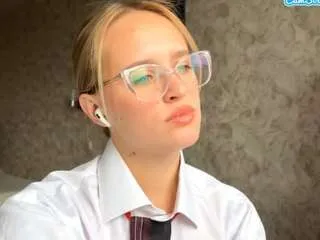 Freechat kieraleeming on CamSoda