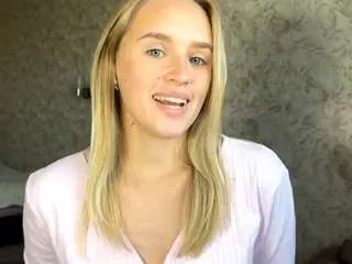 Freechat kieraleeming on CamSoda