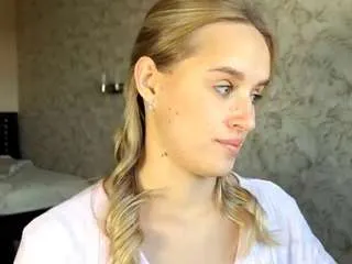 Freechat kieraleeming on CamSoda