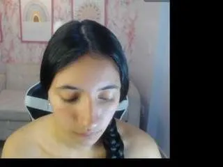 Freechat kilye-ch on CamSoda