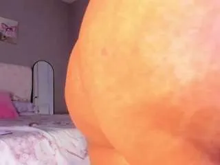 kloewandan on CamSoda