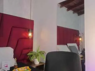 ladyluminary on CamSoda