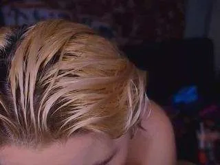 lauratakint — Penis-addicted doll. Don't come in if you're not a millionaire! Check out the incredible tip menu. [Goal Race]