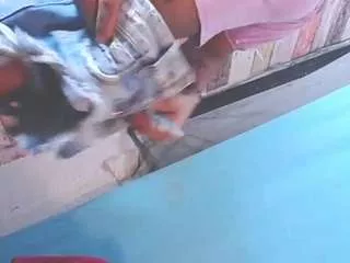 Offline lavronbitch on CamSoda