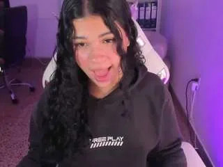 Freechat layla-golden on CamSoda