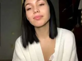 leacecchini — Nacked dance [939 tokens remaining]