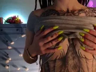 Freechat leotadohnal on CamSoda