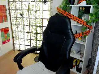 Offline linaflawless on CamSoda