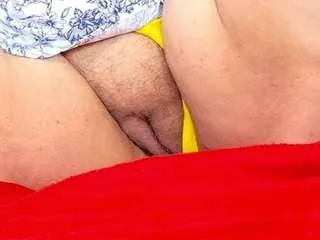 Freechat lindalovesexy on CamSoda