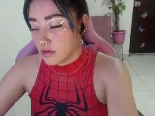 littleangel-m on CamSoda 