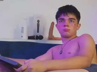 lucadelart on CamSoda