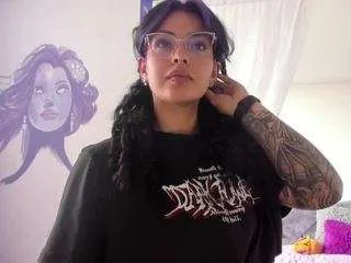 luna-dubois — Lovense On Goal: Naked ass + Hard Spanks ! ULTRAHIGH! 5 sec (+15) [444 tokens remaining]