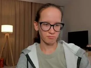 Offline lynettebails on CamSoda