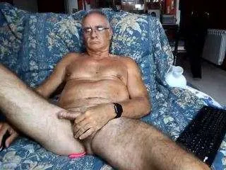 Offline maduroguapo33 on CamSoda