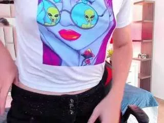 mariiahneedles on CamSoda