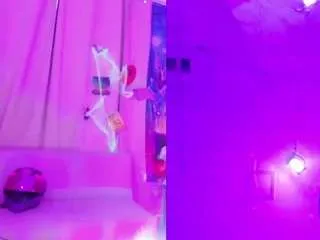 Freechat mayarouse on CamSoda