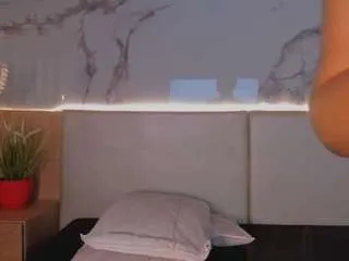 Offline megan-charles on CamSoda