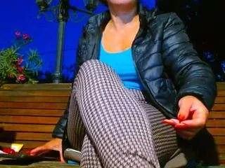mellysquirtybiglabia from CamSoda
