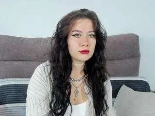Offline miakhallirae on CamSoda