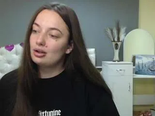 Offline milanaprice on CamSoda