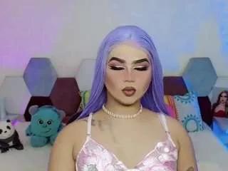 miss-adriana from CamSoda