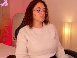 miss-brave from CamSoda
