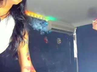 Freechat nahomyxxx on CamSoda