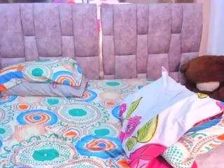 Offline naomiking on CamSoda