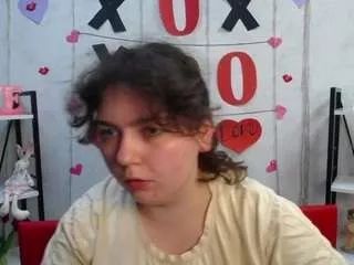 neonilalisova on CamSoda 