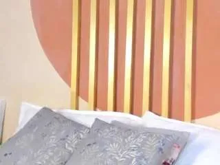 Offline nicoleangels on CamSoda