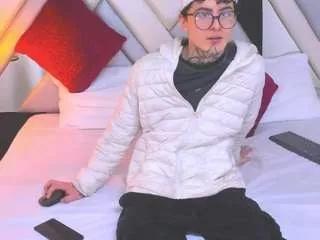 nina-passionf from CamSoda