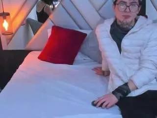 nina-passionf from CamSoda