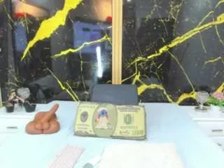 Offline nyakimgold on CamSoda