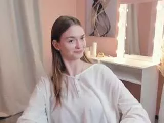 Freechat octaviaallston on CamSoda