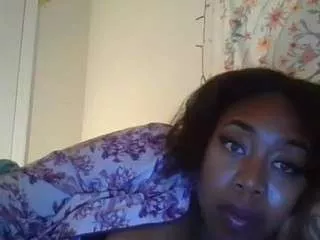 Freechat oliviacambell on CamSoda