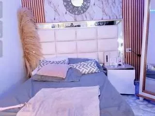 Offline oriana-davis on CamSoda