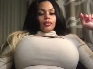 Offline princess1tick on CamSoda