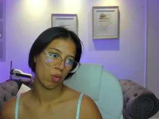 Offline raven-stonee on CamSoda