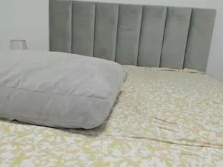 Offline rosasweet03 on CamSoda