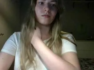 Offline rosiejune on CamSoda