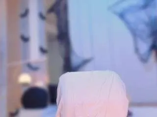 Freechat salomebenz on CamSoda