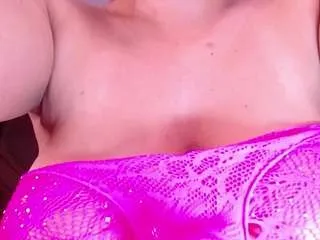 Freechat salomecastro99 on CamSoda