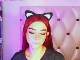 sarahh-sophia on CamSoda