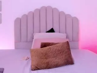 Offline sarita-duque on CamSoda